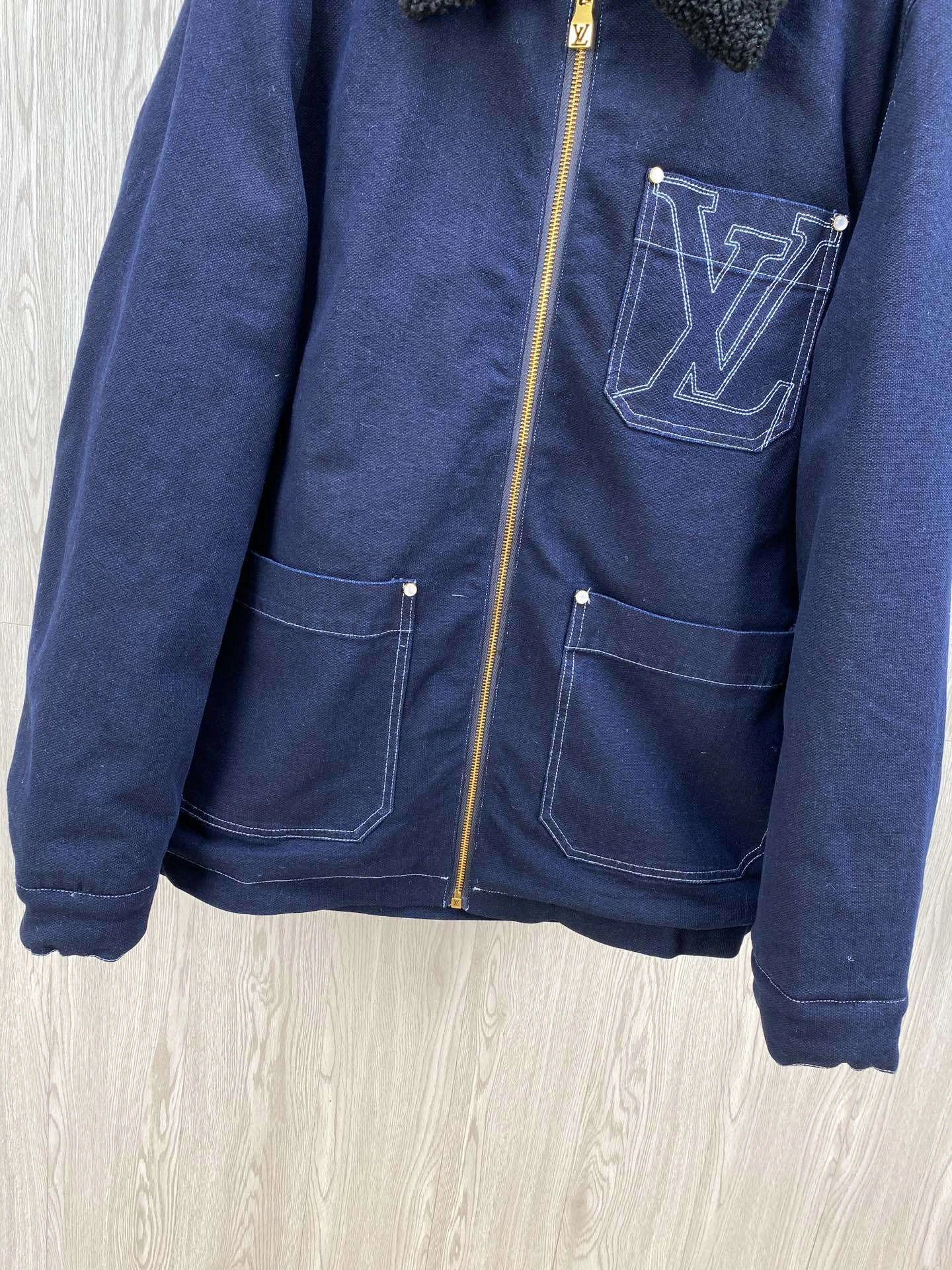 wg.luxury- 8V oversized item:D-F409L2324